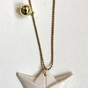 Collana "Paper boat” barchetta di carta con sonaglio oro