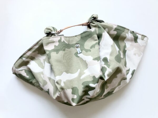 Borsa "Mandillo camouflage e velluto tortora reversibile